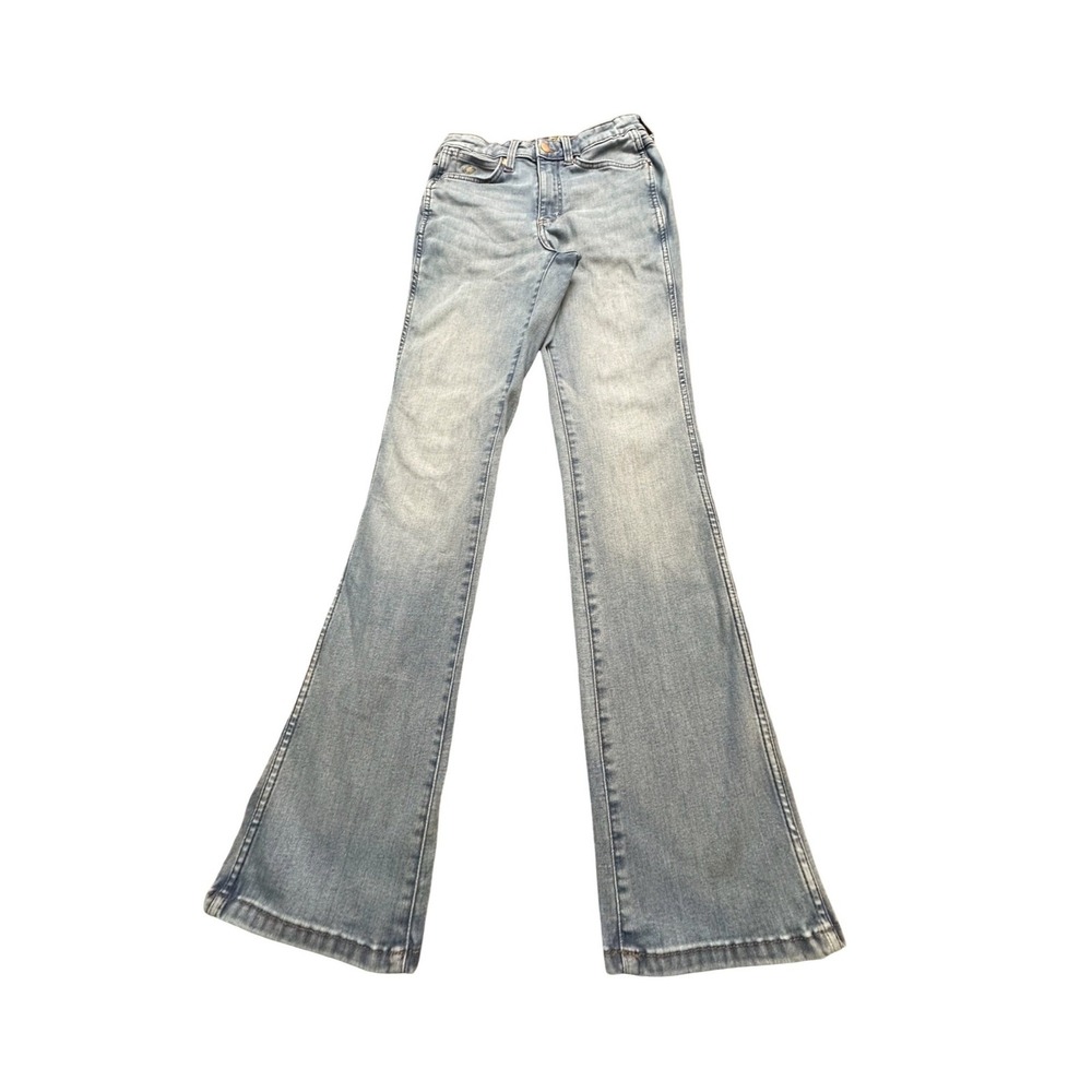 Wrangler Lainey Wilson Bell Bottom Jeans Women 27x32 Light Wash Denim Western